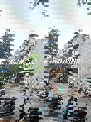 chính chủ bán lô mặt tiền An Phú Đông 25 q12 ngay cầu 2 cứng