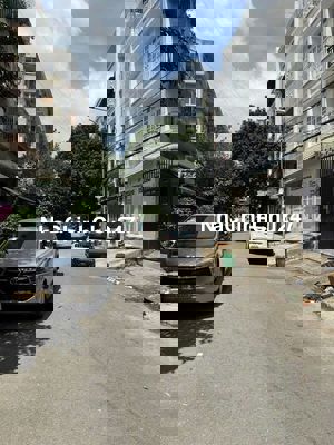 Bán nhà chính chủ 1 trệt 3 lầu sân thượng  80m2  11 phòng  Bình thạnh