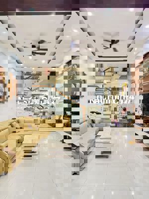 CHÍNH CHỦ CẦN BÁN NHÀ 3 TẦNG ĐƯỜNG LÊ KIM LĂNG VỈA HÈ 10M