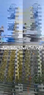 🏠 BÁN NHÀ 4 TẦNG HXH TRƯỜNG CHINH – TÂN BÌNH – GIÁ TỐT  📍 Vị trí: Hẻm