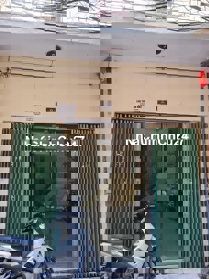 Bán nhà 2c Thổ Quan (ô tô đỗ cửa, Kinh doanh sầm uất) - Chính chủ