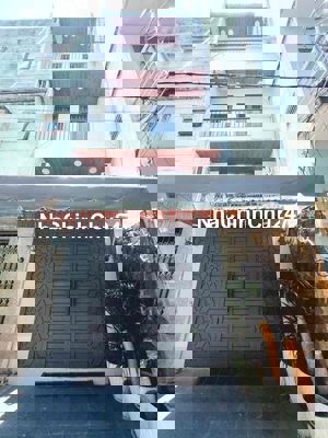 chính chủ cần bán gấp nhà hxh cách mt 2 căn ngay citiland