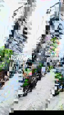 Cần bán nhà 1 trệt 1 lầu hẻm xe hơi Linh Tây, Thủ Đức (Chính chủ)