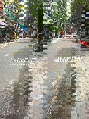 Bán gấp nhà 2 tầng mặt tiền Cù Chính Lan _ Huỳnh Ngọc Huệ