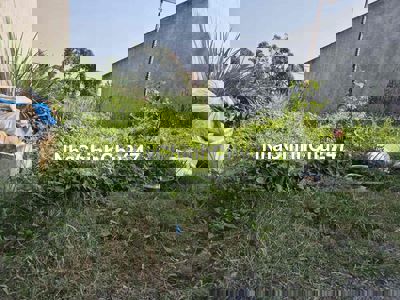 Chính chủ bán lô đất 110m2, đường Đoàn Nguyễn Tuấn, BC, đã có sổ