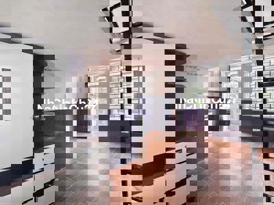 Căn hộ Duplex chính chủ có ban công lớn khu nhà ga T3-ETOWN giá cực rẻ