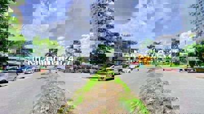 Bán đất 120 m2 trục chính khu Nông Thổ Sản lộ 47 m