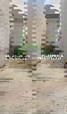 Chủ cần bán lô đất đường Huỳnh Thị Hai, Tân Chánh HIệp