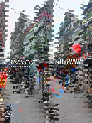 Chính chủ bán nhà mặt tiền đường Pháo Đài Láng P. Láng Hà Nội