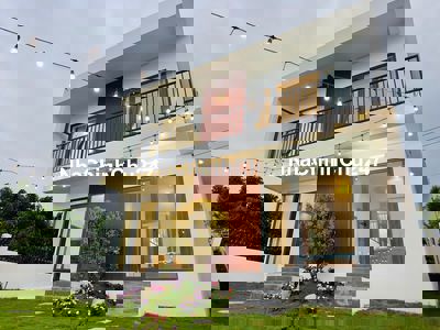 CHÍNH CHỦ BÁN CĂN VILLA ĐẦY ĐỦ CÔNG NĂNG  VIEW ĐỒI SĂN MÂY VEN ĐÀ LẠT