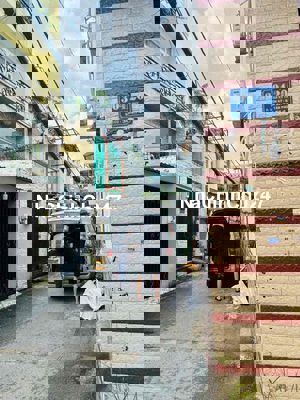 tối chính chủ cần bán nhà nhỏ đường Tân Kỳ Tân Quý,quận Tân Phú