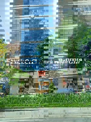 CHỦ BÁN GẤP NHÀ MỚI MẶT PHỐ 9 TẦNG, THANG MÁY, FULL KÍNH, THÔNG SÀN