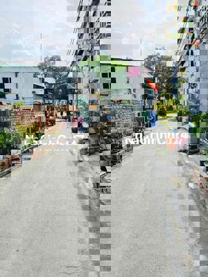 CHỦ NGỘP – GIẢM GẦN TỶ , GIÁ MỚI CHỈ 5 TỶ – HẺM XE TẢI THÔNG ĐƯỜNG 11