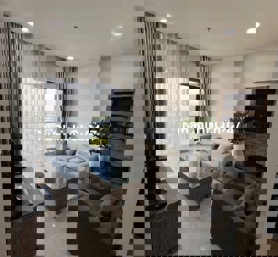 Chính chủ kẹt tiền bán lỗ căn hộ cao cấp 2PN 2WC đã có sổ hồng