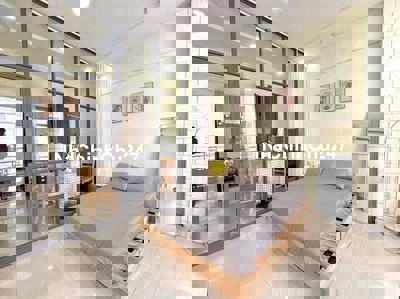 Căn Hộ Tách Bếp Bancol 40M2 Ngay Vòng Xoay Dân Chủ