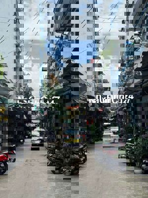 Ban nha chinh chu hem xe hoi dang kinh doanh CHDV cao cap