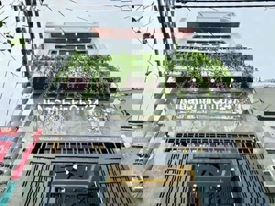 Bán nhà Phan Huy Ích, Hẻm 4m, Chính chủ ở, 3 PN, Gần Emart, 5 tỷ xxx