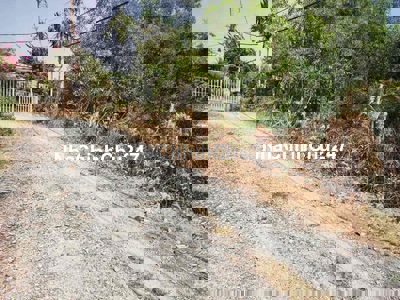 Chính chủ bán 3 lô đất, tổng 3000m2, 3 số đỏ, tại P.Long Phước, Tphcm