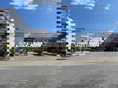 Nền kẹt Chủ cần bán gấp 100m2 kdc Phước Đông rẻ 800tr
