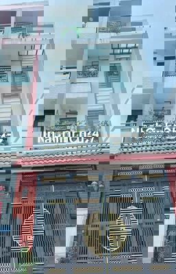 Chính chủ bán gấp căn nhà phố KDC 13E Intresco đối diện CV giá 7.5 tỷ