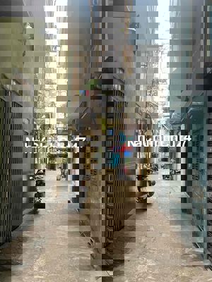 Chính chủ bán nhà HXH 3 tầng chỉ hơn 3 tỷ Quận 10