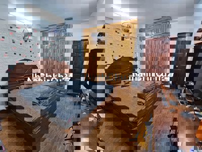 Chính chủ bán nhà 3 tầng đẹp Nguyễn Sỹ Sách 52m2 Ngang ~4m Chỉ 5.9 Tỷ