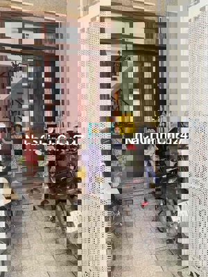 QUẬN 7: MỘT ĐỜI CHỦ *** TAXI TỚI NHÀ 3 TẦNG .. CHÍNH CHỦ TỰ XÂY K