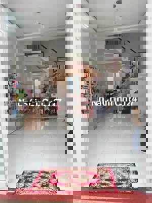 TÔI CHÍNH CHỦ [ 4 x 18] 2 lầu ST (4PN,5WC) đường TÂN KỲ TÂN QUÝ