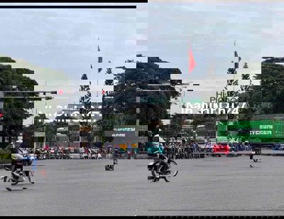 CHỦ NGỘP CẦN BÁN TRONG THÁNG D.TÍCH 20x35Mét  SỔ RIÊNG.