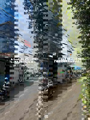 Tôi chính chủ cần bán đất tặng phòng trọ và nhà cấp 4 với 122m2 sổ săn