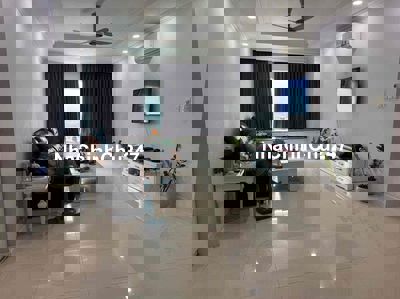 Chính chủ bán gấp giá thật Cao ốc Phú nhuận 3pn 2wc giá 7ty7 sổ sẳn