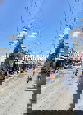 CHỦ CẦN BÁN GẤP MT PHẠM VĂN HAI  1 ĐờI Chủ DT 403m2 hơn 20t/m2