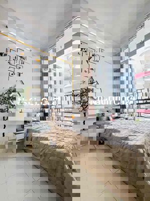 Phòng full nội thất ban công thoáng mát ko chung chủ