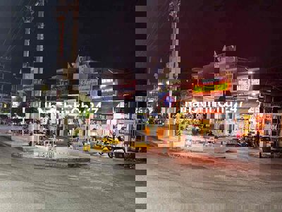 Chính chủ bán gấp nhà ở đường đôi 19m KDC 434 dt 153m2 có dãy trọ