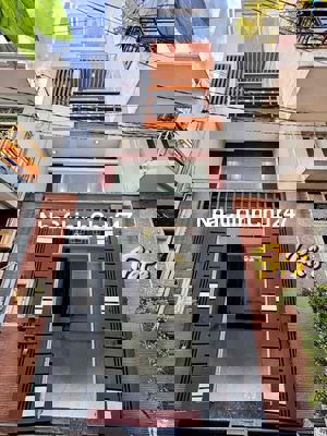 CHỦ CẦN BÁN GẤP GIẢM MẠNH NỬA TỶ NHÀ NGAY NGUYỄN SƠN TÂN PHÚ-4 TẦNG