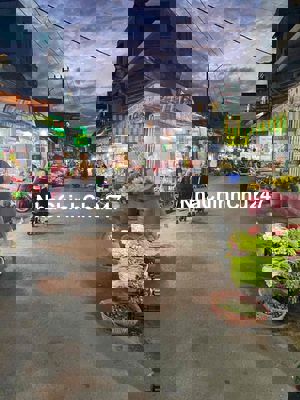 ĐẤT ĐẸP TRUNG TÂM CHỢ LẠC QUANG - TRƯỜNG CHINH - NGANG 6M - 155M2