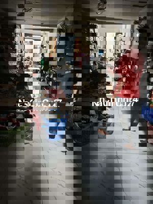 Nhà chính chủ cần bán, hẻm xe hơi sát trường Chinh