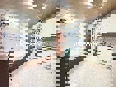 Chính Chủ Căn Hộ Gần Toà Nhà Viettel_CMT8 Q10