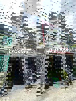 Chính Chủ-2Tầng-4x16m-Kênh Nước Đen-3PN 2VS Hẻm Xe Tải Quá Rẻ