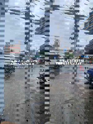 Nhà chủ bán gấp. ngay TT quận 7 phường phú mỹ. sát trục đường NTT