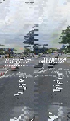 Chính chủ bán lô đất 2 mặt tiền đường Lê Đại Hành