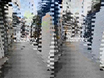 Chủ bán 61 m2 mặt tiền đường 14 phường Bình Trưng Tây