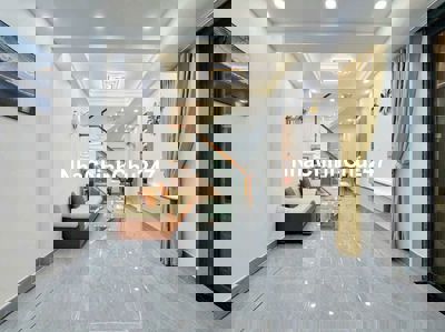 Nhà mới keng Trường Chinh Tân Bình, 2 tầng, 3wc, sát ô tô, 4.x tỷ