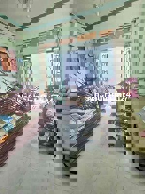 CHÍNH CHỦ BÁN GẤP NHÀ ĐẸP DIỆN TÍCH RỘNG HUỲNH TẤN PHÁT, TT NHÀ BÈ  Di