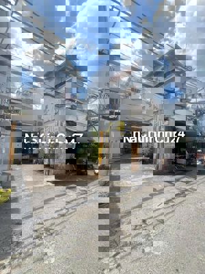 Chính chủ bán nhà Q3 2mt 14x23m C4 322m2 đường Hoàng Sa chỉ 130tr/m2