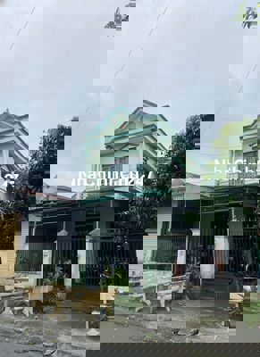 CHỦ NGỘP BANK – NHÀ 2 LẦU - DT 120M2 - KDC - HXH - NVT - NHÀ BÈ