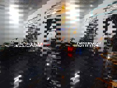 Nhà chính chủ đường ô tô 3 PN 2WC phường 8 trung tâm TP Bến Tre