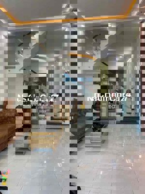 nhà 3 tầng mặt tiền chính chủ bán nhà xây kiên cố