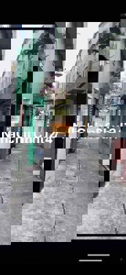 Bán nhà sát mặt tiền Nguyễn Tất Thành một đời chủ