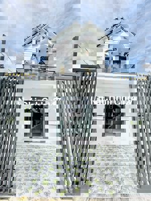 Chủ Ngộp hạ giá 200tr bán nhà gần Đồng Khởi - cây xăng Đức Hưng